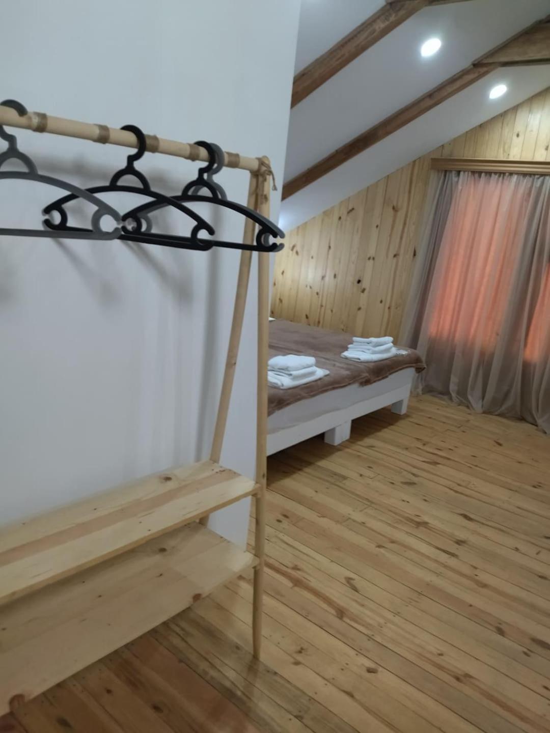 Hotel Alismereti Zekari Екстер'єр фото
