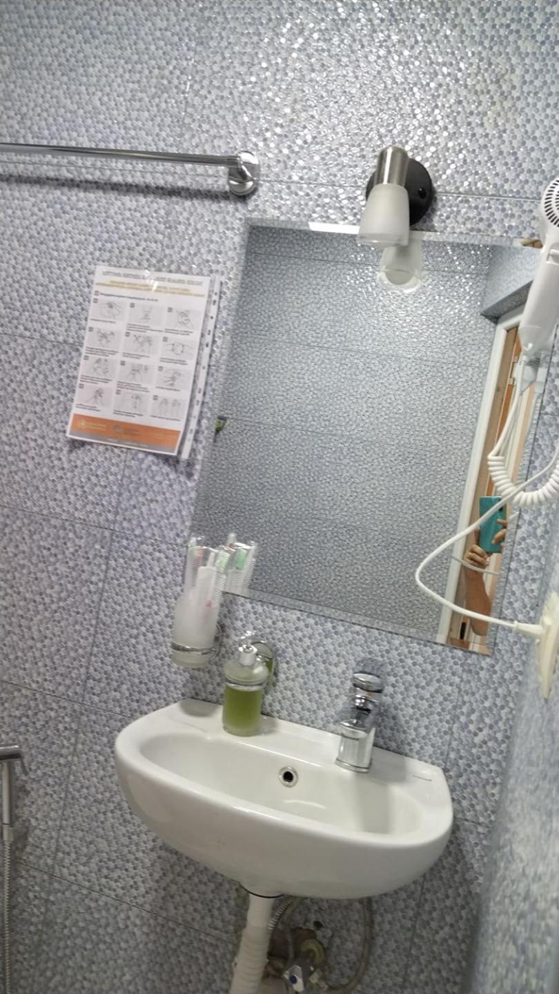 Hotel Alismereti Zekari Екстер'єр фото