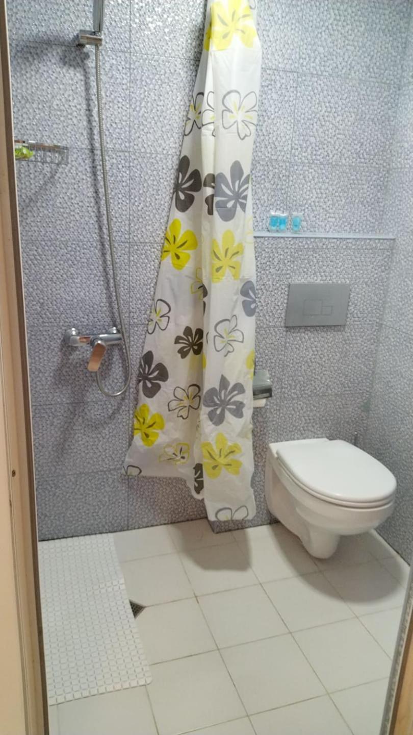 Hotel Alismereti Zekari Екстер'єр фото